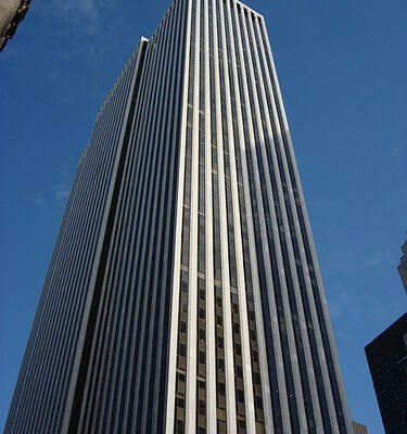 The General Motors Building at 767 Fifth Avenue in Manhattan, home to Weil, Gotshal & Manges.